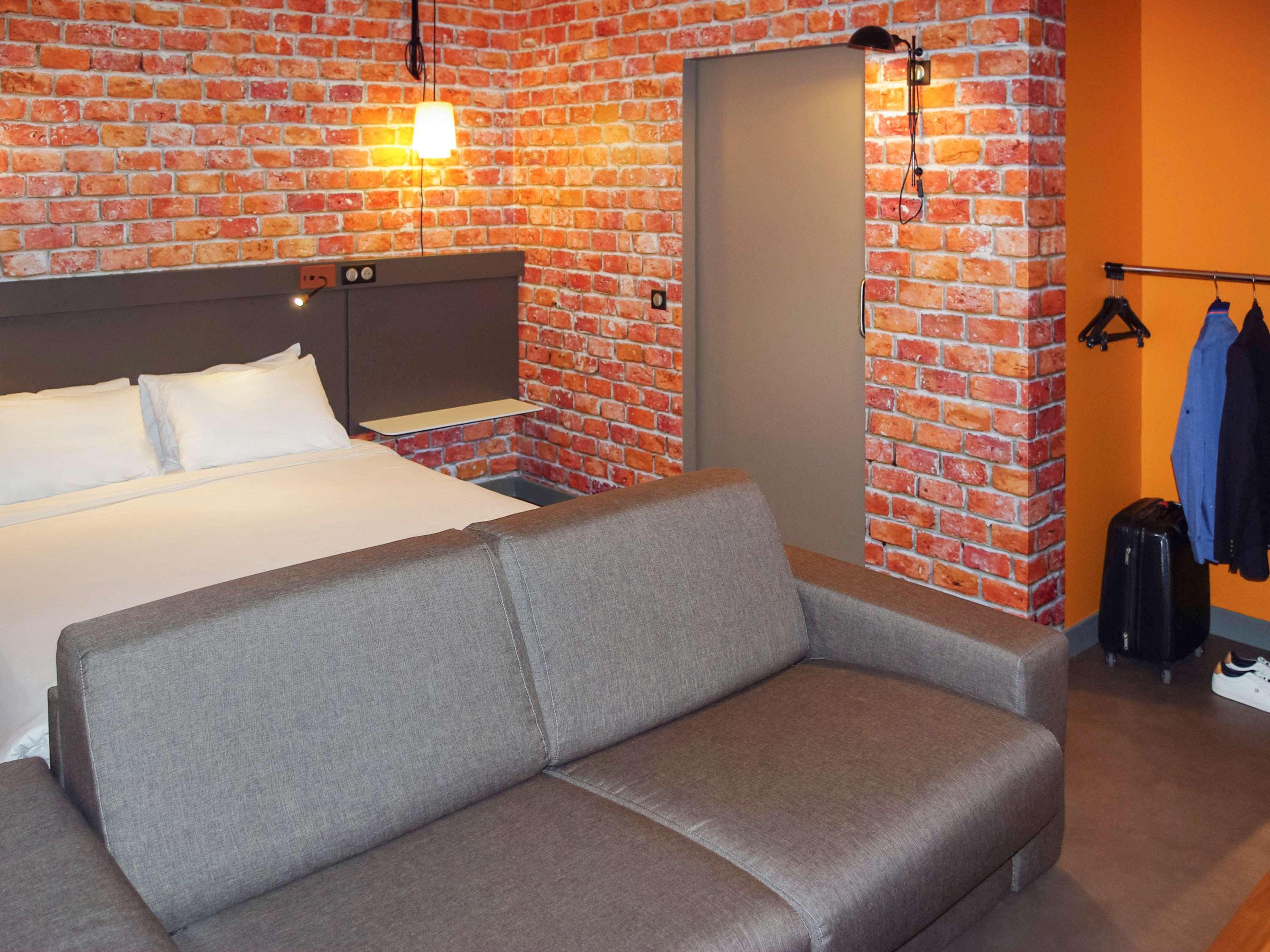 Greet Hotel Paris Porte De La Chapelle - Arena Сен-Дені Екстер'єр фото
