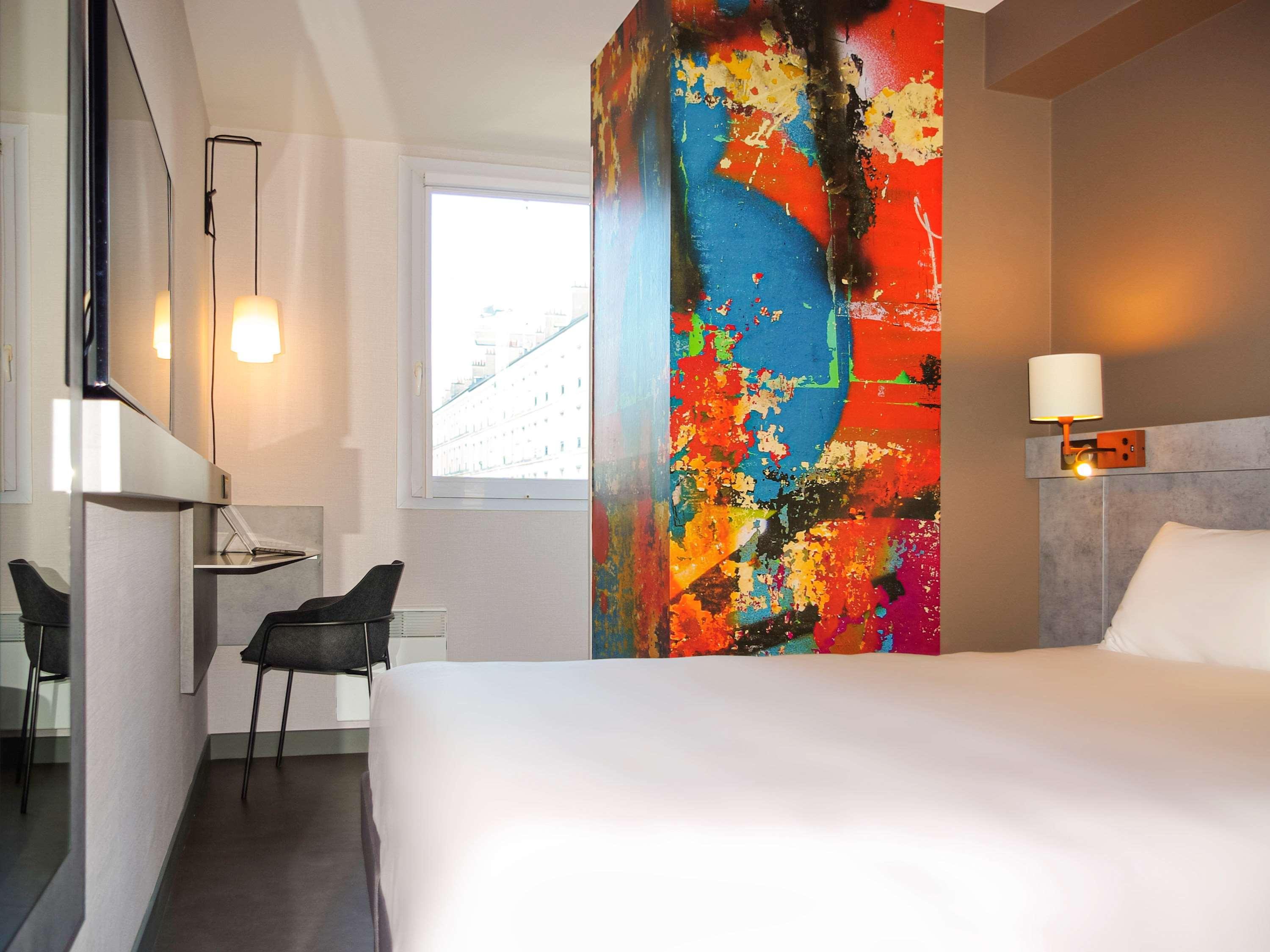 Greet Hotel Paris Porte De La Chapelle - Arena Сен-Дені Екстер'єр фото